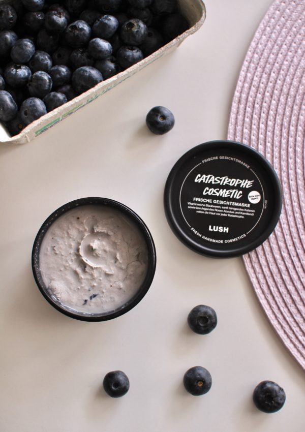 Lush ‘Catastrophe Cosmetic’ Face Mask